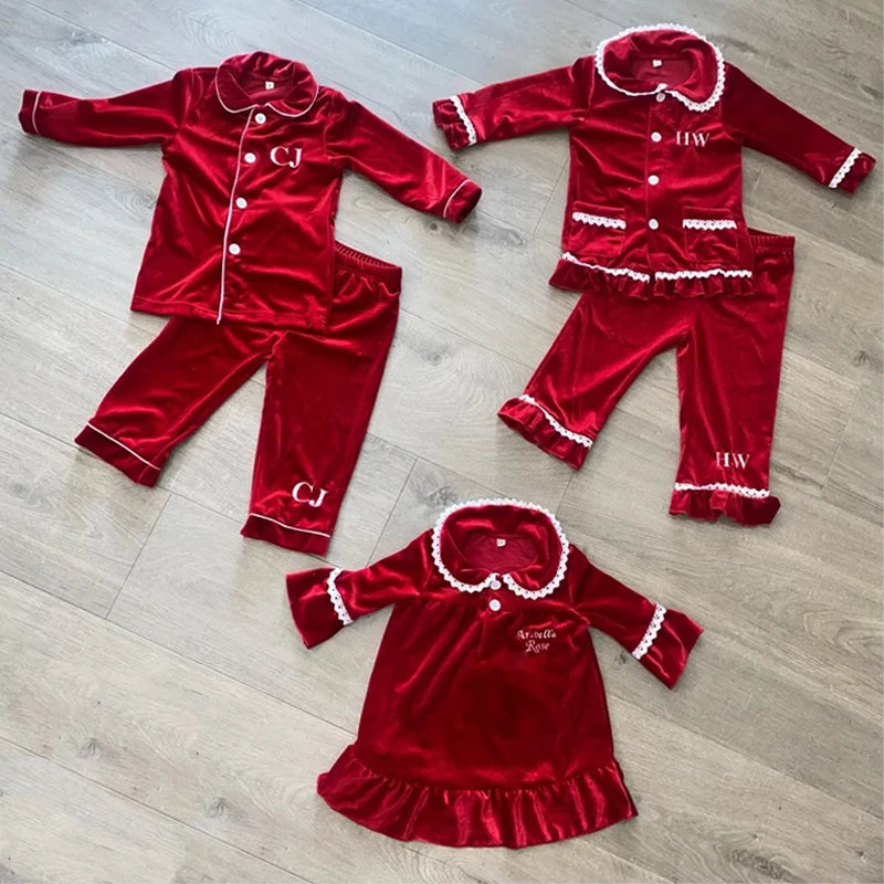 Flanelle Noël Famille Tenues Assortis Garçons Et Filles Pyjamas À Volants Blanc Dentelle Rouge À Manches Longues Bébé Bouton Enfants Pyjamas Ensembles