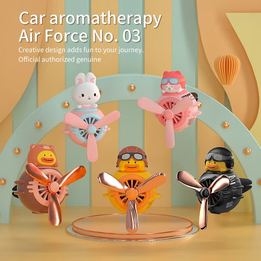 Clip Aromathérapie Magnétique pour Voiture – Figurine Mignonne + 2 Tablettes & 2 Flacons 5ml