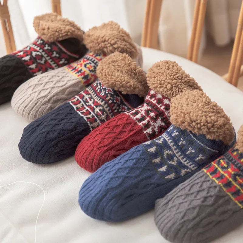 Chaussettes de sol chaudes pour hommes et femmes, chaussettes de neige, tapis de sommeil, pantoufles, chaussettes de Yoga antidérapantes, automne et hiver, 2024