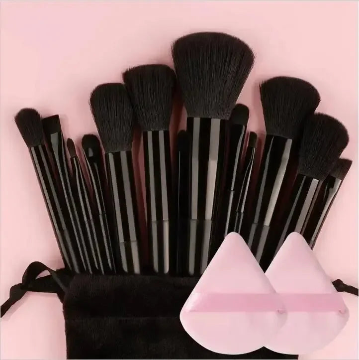 Ensemble de Pinceaux de Maquillage Professionnel – Kabuki, Fond de Teint, Fard à Paupières