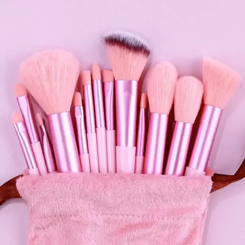 Ensemble de Pinceaux de Maquillage Professionnel – Kabuki, Fond de Teint, Fard à Paupières