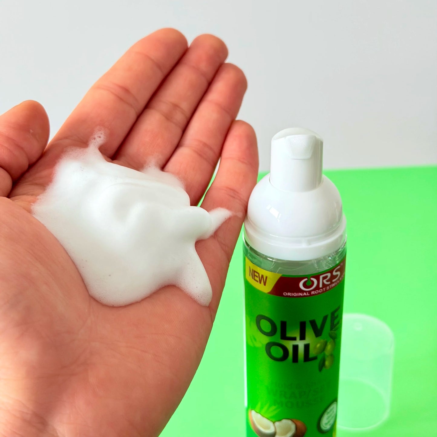3PCS/1PCS 100ml Curly Hair Mousse Strong Hold Olive Oil Hair Styling Foam Anti-Frizz Wig Styling Mousse for Women